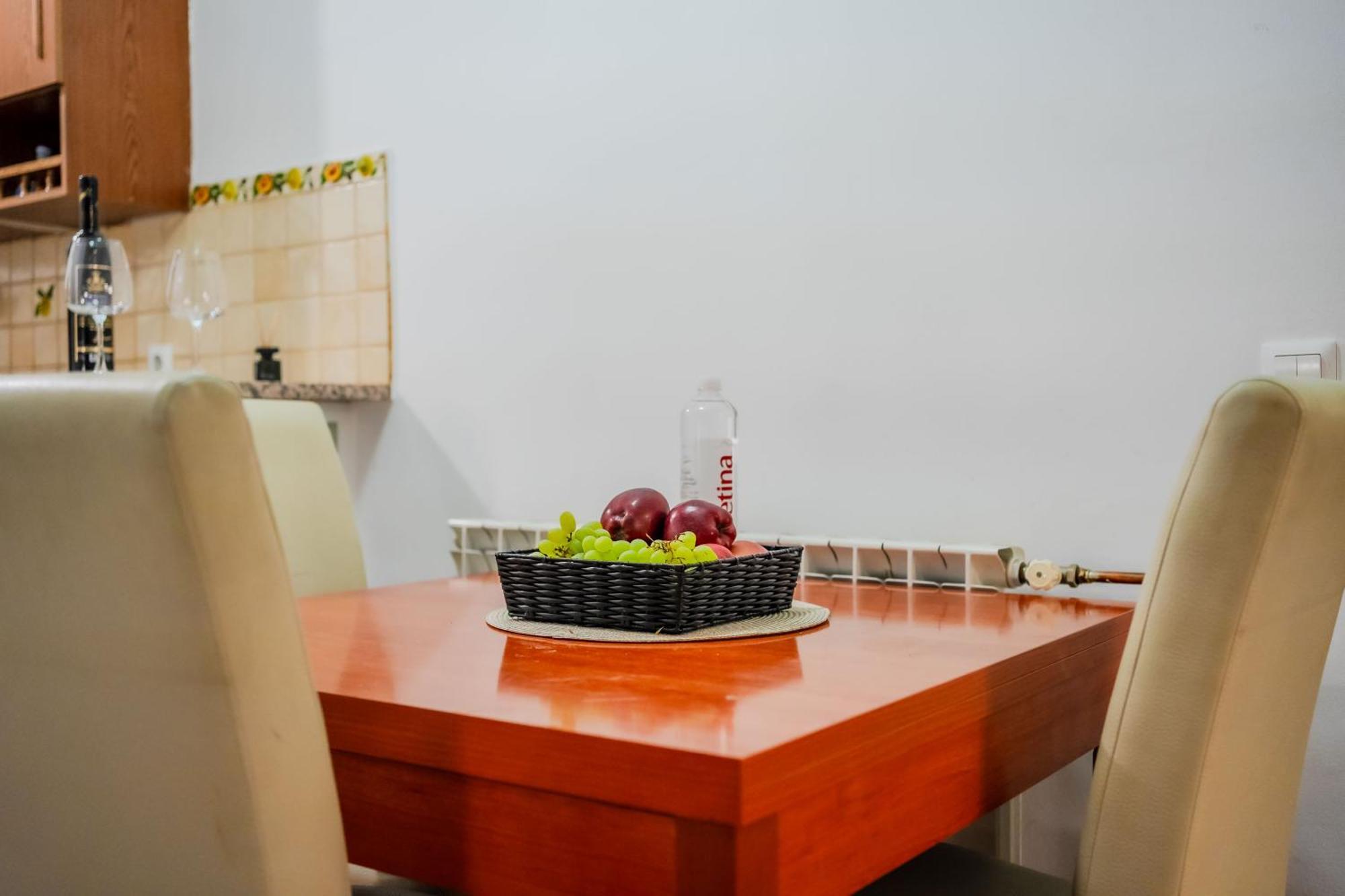 Work And Play Apartment 萨格勒布 外观 照片