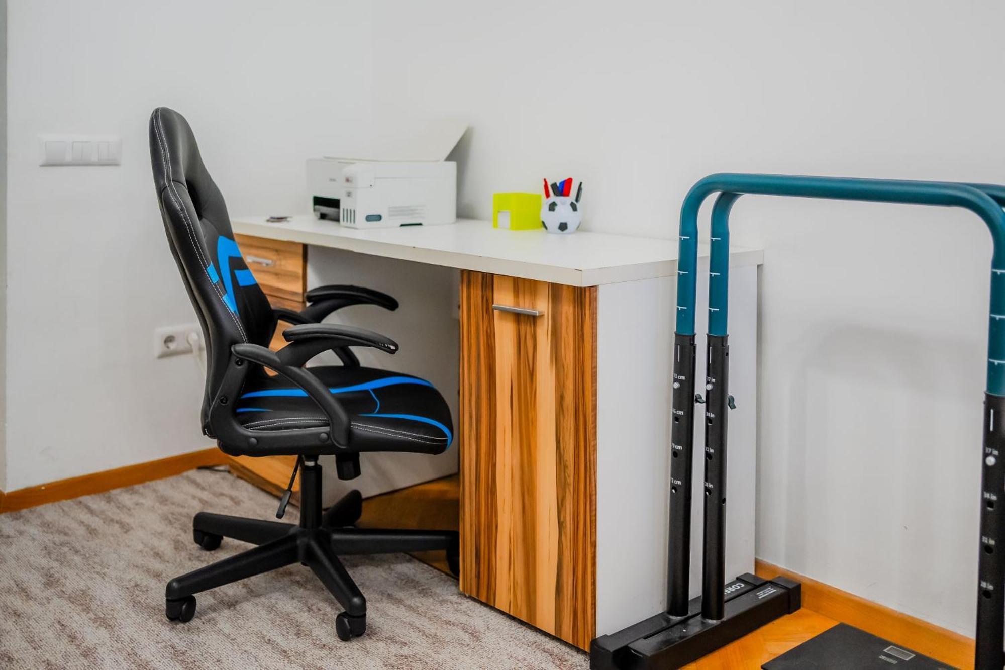Work And Play Apartment 萨格勒布 外观 照片