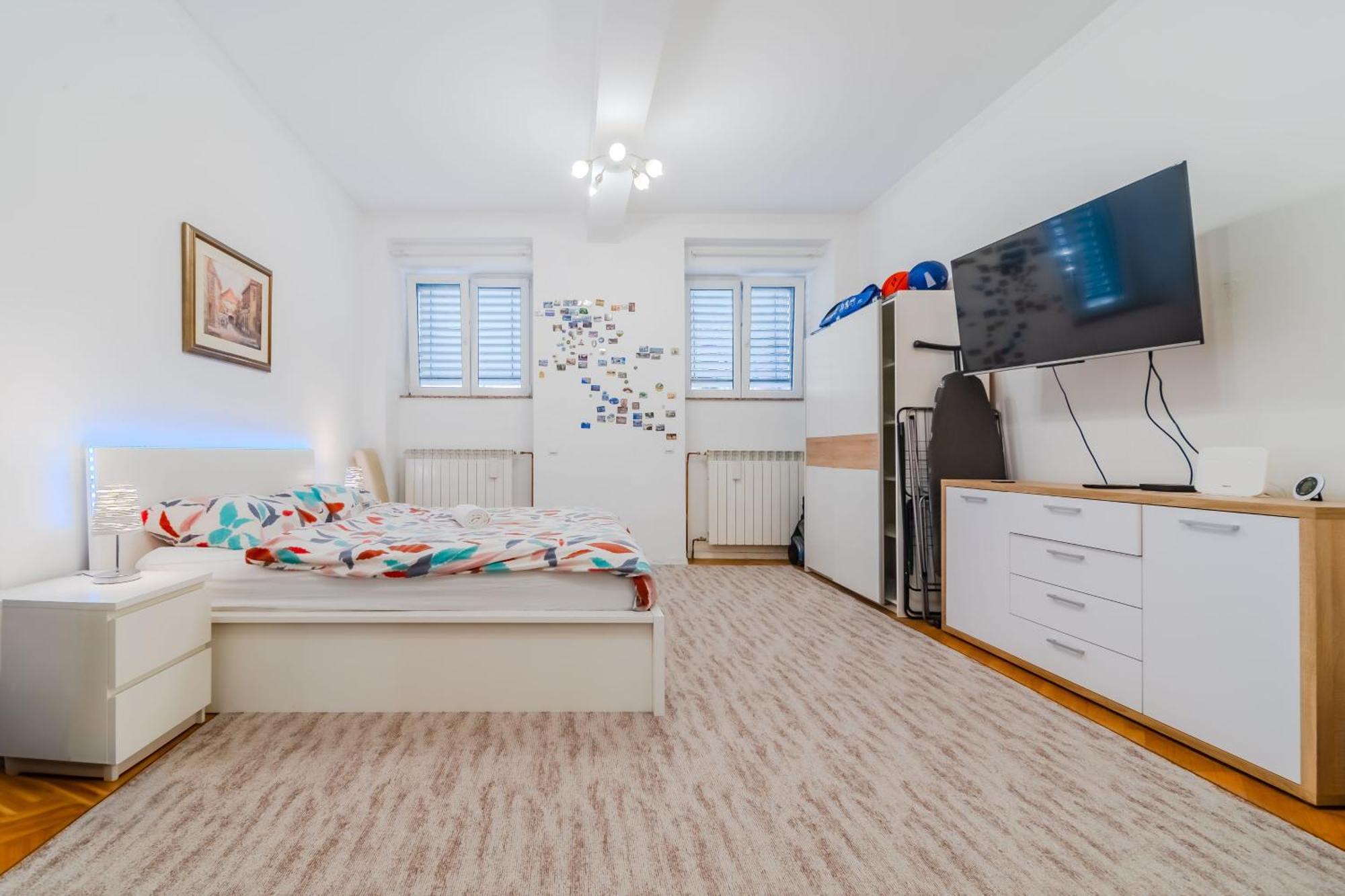 Work And Play Apartment 萨格勒布 外观 照片